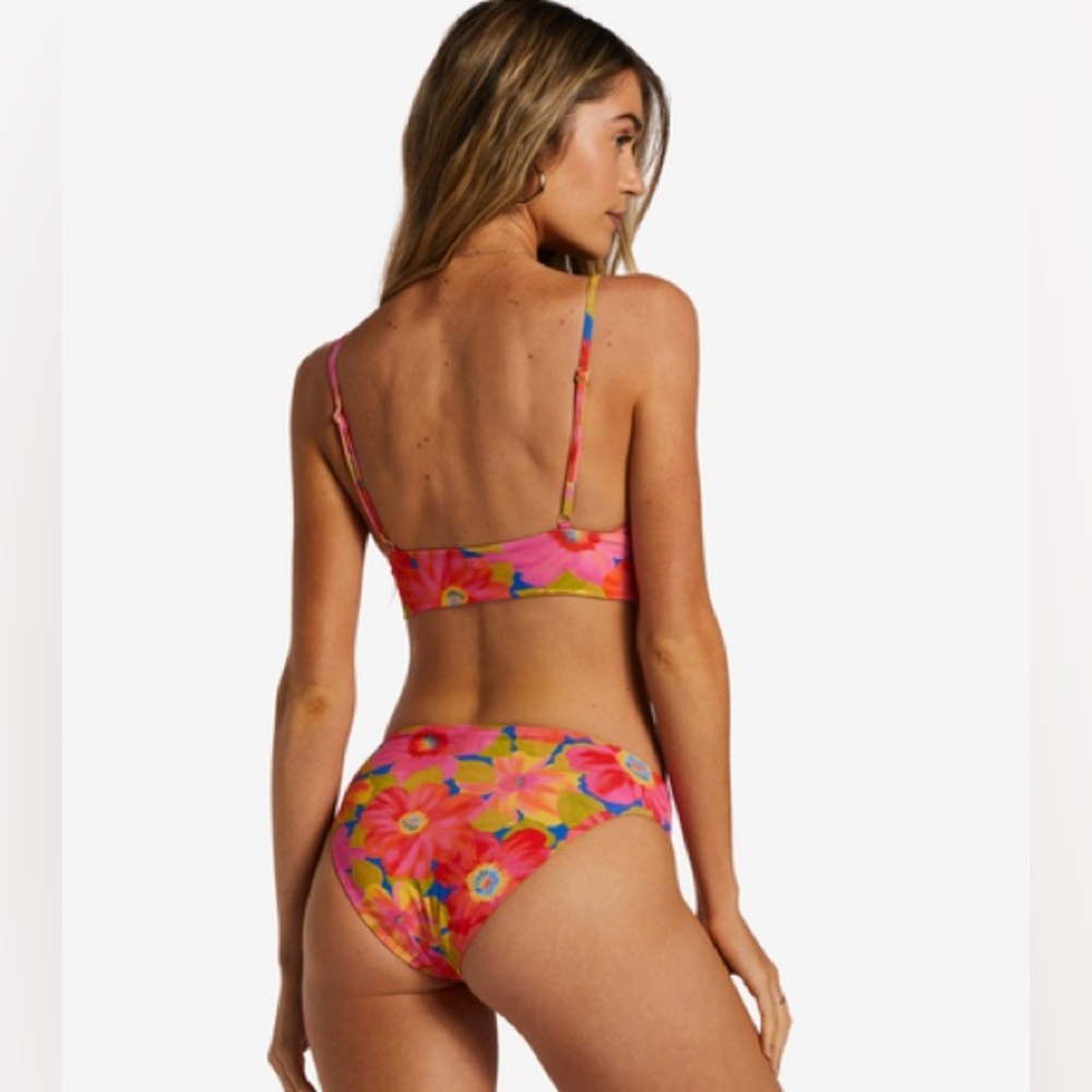 NWT Billabong Sunny Coast Lowrider Medium Bikini Bottoms